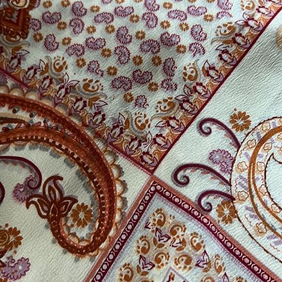 Cotton Candy LA paisley pattern scarf top NWOT XS - Picture 6 of 7